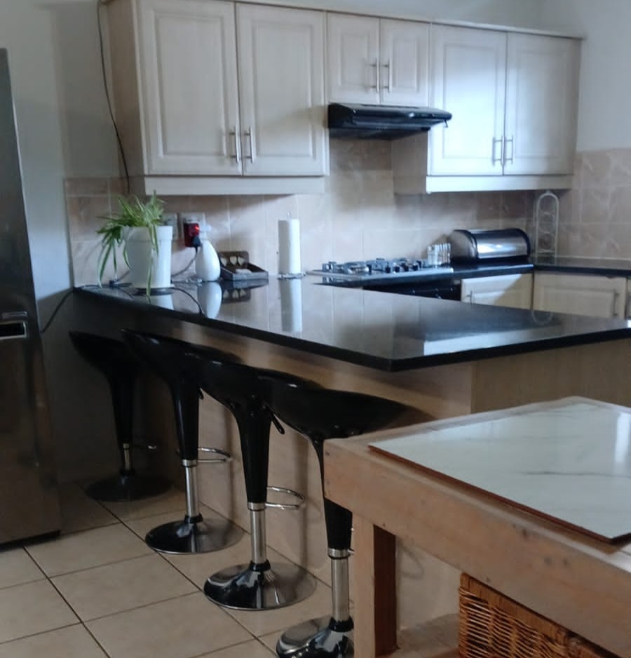 2 Bedroom Property for Sale in Heritage Park Western Cape